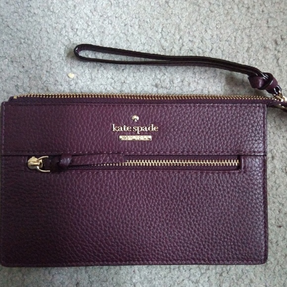 kate spade Handbags - Kate Spade Lancey Wristlet